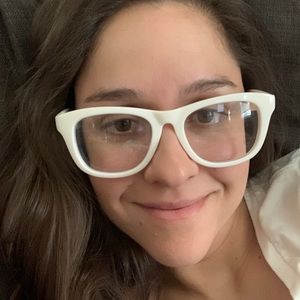 Meet your Posher, Jacqueline